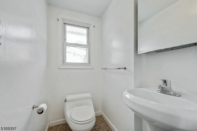 Building Photo - 777 Springfield Ave