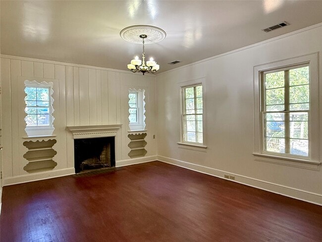 Building Photo - 101 S Brewer St