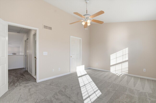 Building Photo - 6342 Trumpeter Ln