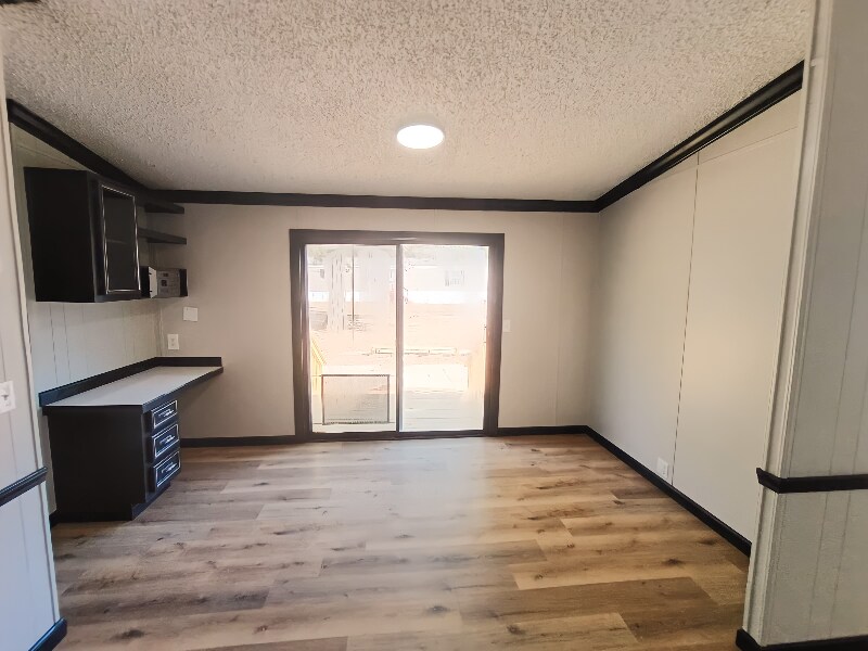 Building Photo - 12 Deerwood Park