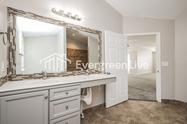 Building Photo - 612 Penstock Path