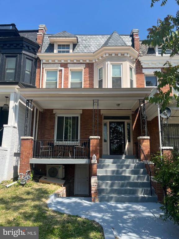 Building Photo - 1113 Clifton St NW