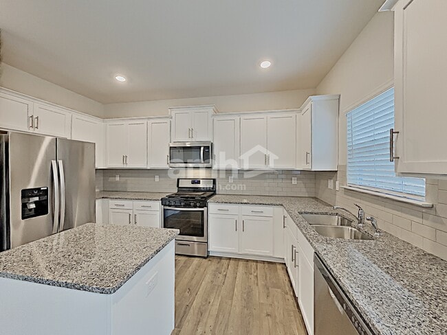 Building Photo - 3321 Oak Tree Trail