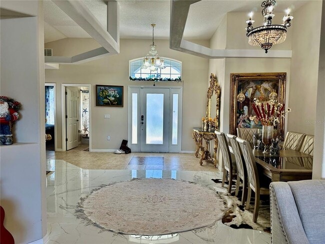 Building Photo - 1947 Fairway Loop