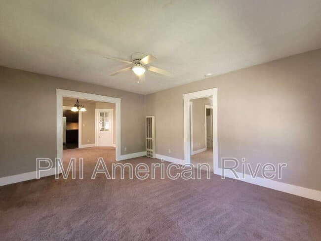 Building Photo - 1928 El Monte Ave