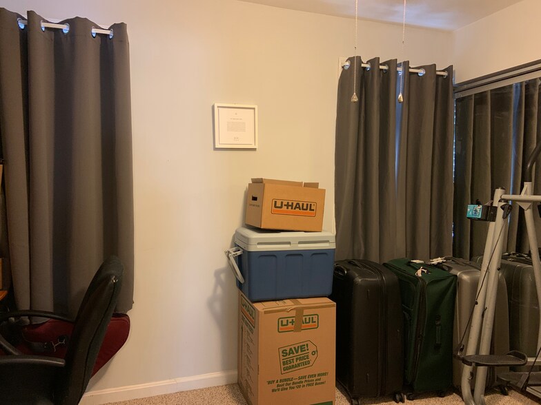 Building Photo - 3732 Falls Rd