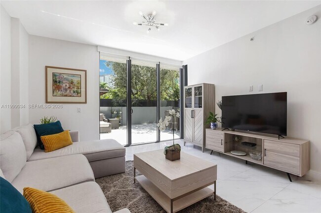 Building Photo - 201 SW 17th Rd