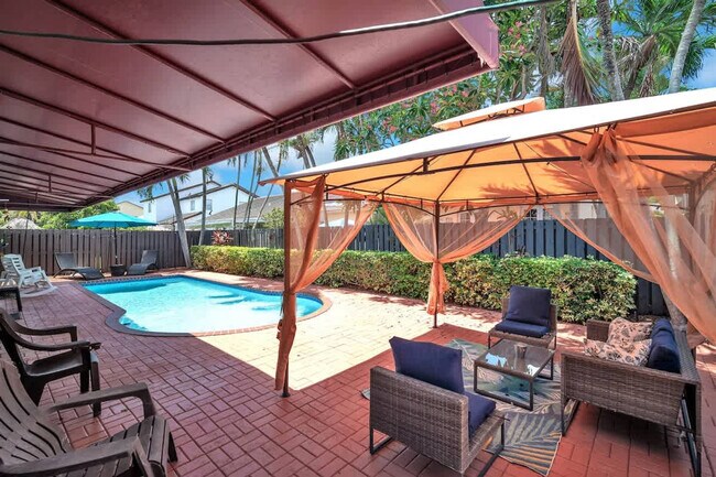 Building Photo - 15963 SW 97th Terrace