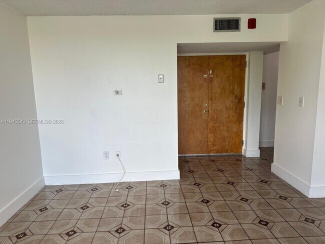 Building Photo - 11780 SW 18th St