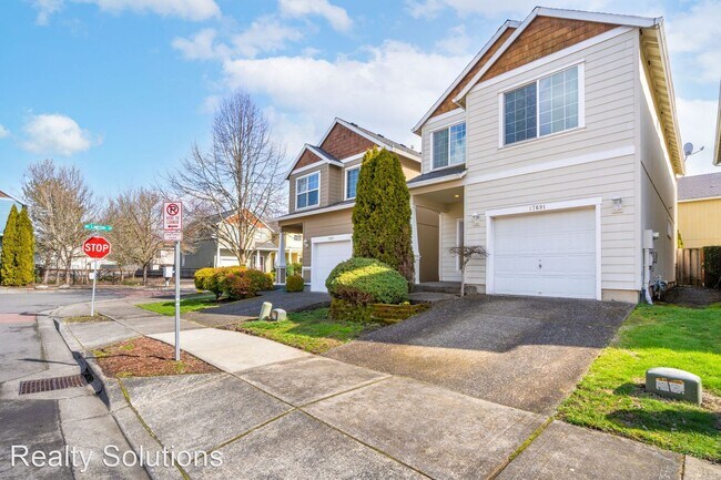 Building Photo - 3 br, 2.5 bath House - 17691 SW September ...