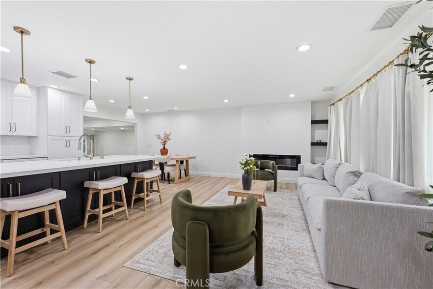 Building Photo - 12811 Chaplet Pl