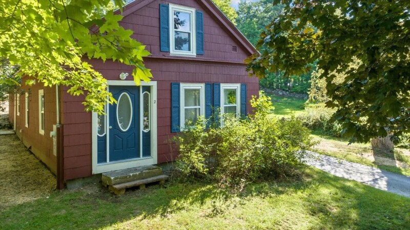 Building Photo - 2 Howes Corner Rd