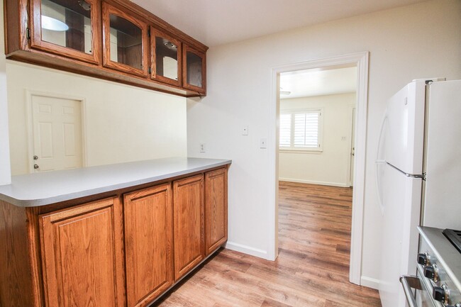 Building Photo - 1710 Huasna Dr