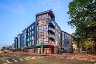 Building Photo - 3531 Washington St