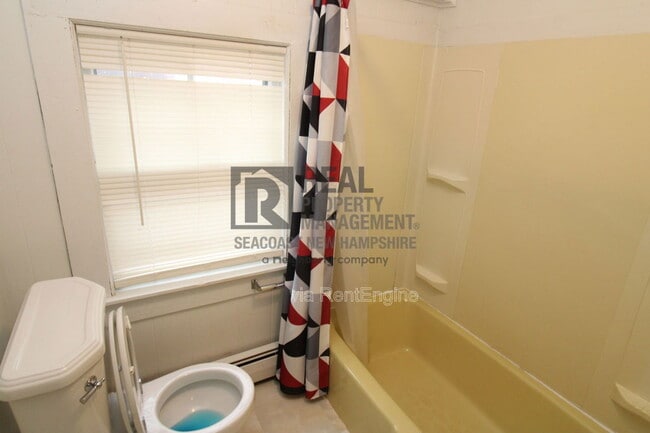 Building Photo - 6 Smith Ct