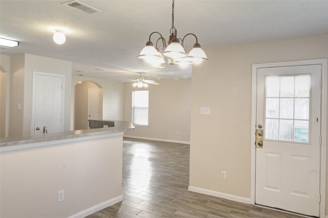 Building Photo - 5530 Violet Path Ln