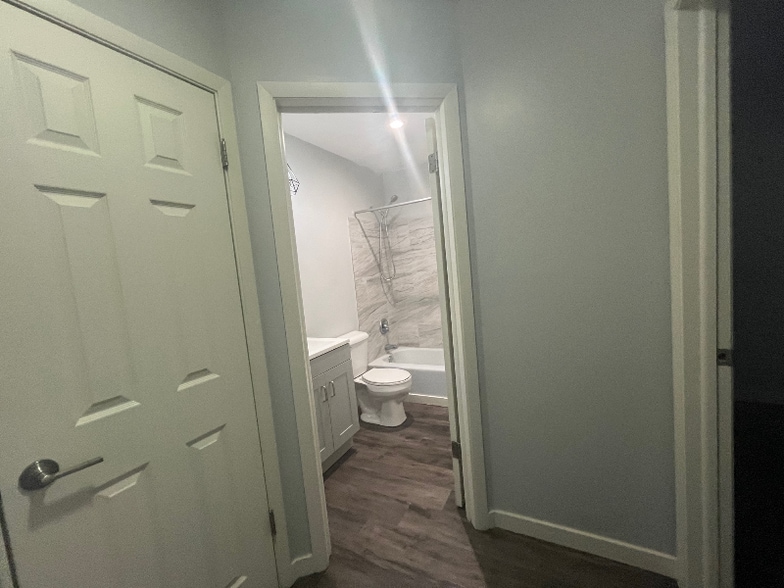 Building Photo - 2545 N Cramer St