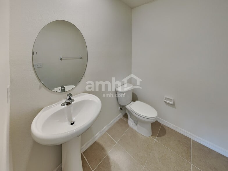 Building Photo - 10925 Carlton Fields Dr