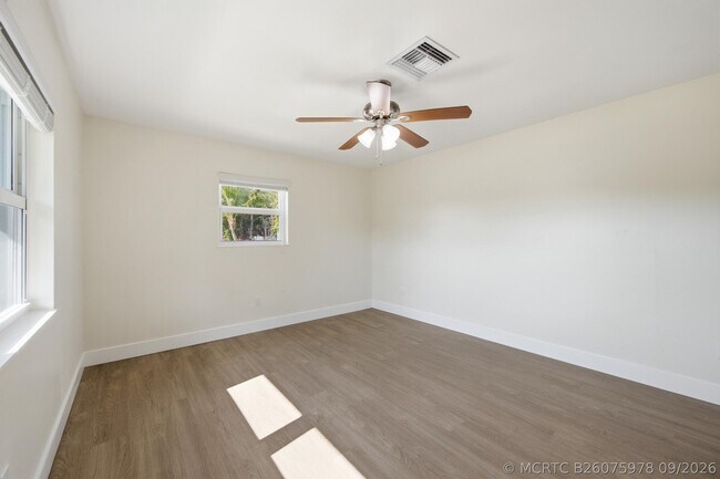 Building Photo - 351 Wickline Blvd