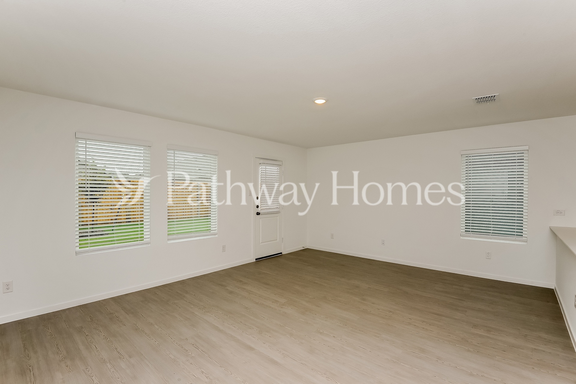 Building Photo - 10016 Isla Ln