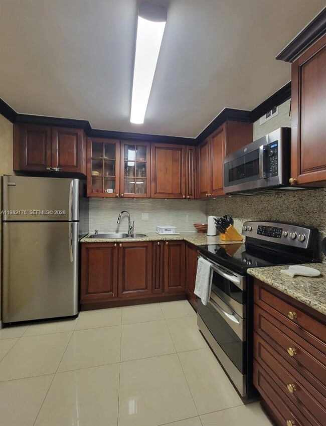 Building Photo - 200 178th Dr