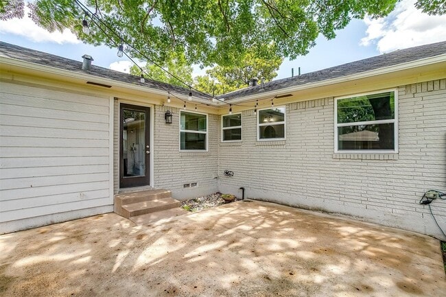 Building Photo - 603 Bondstone Dr