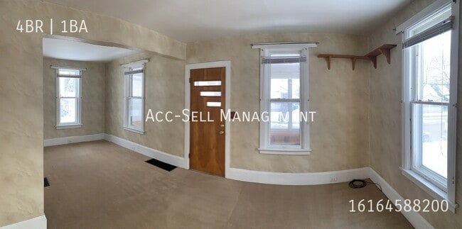 Building Photo - 523 Lydia St NE