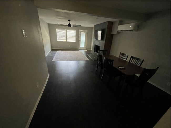 Building Photo - 2519 Highwood Dr