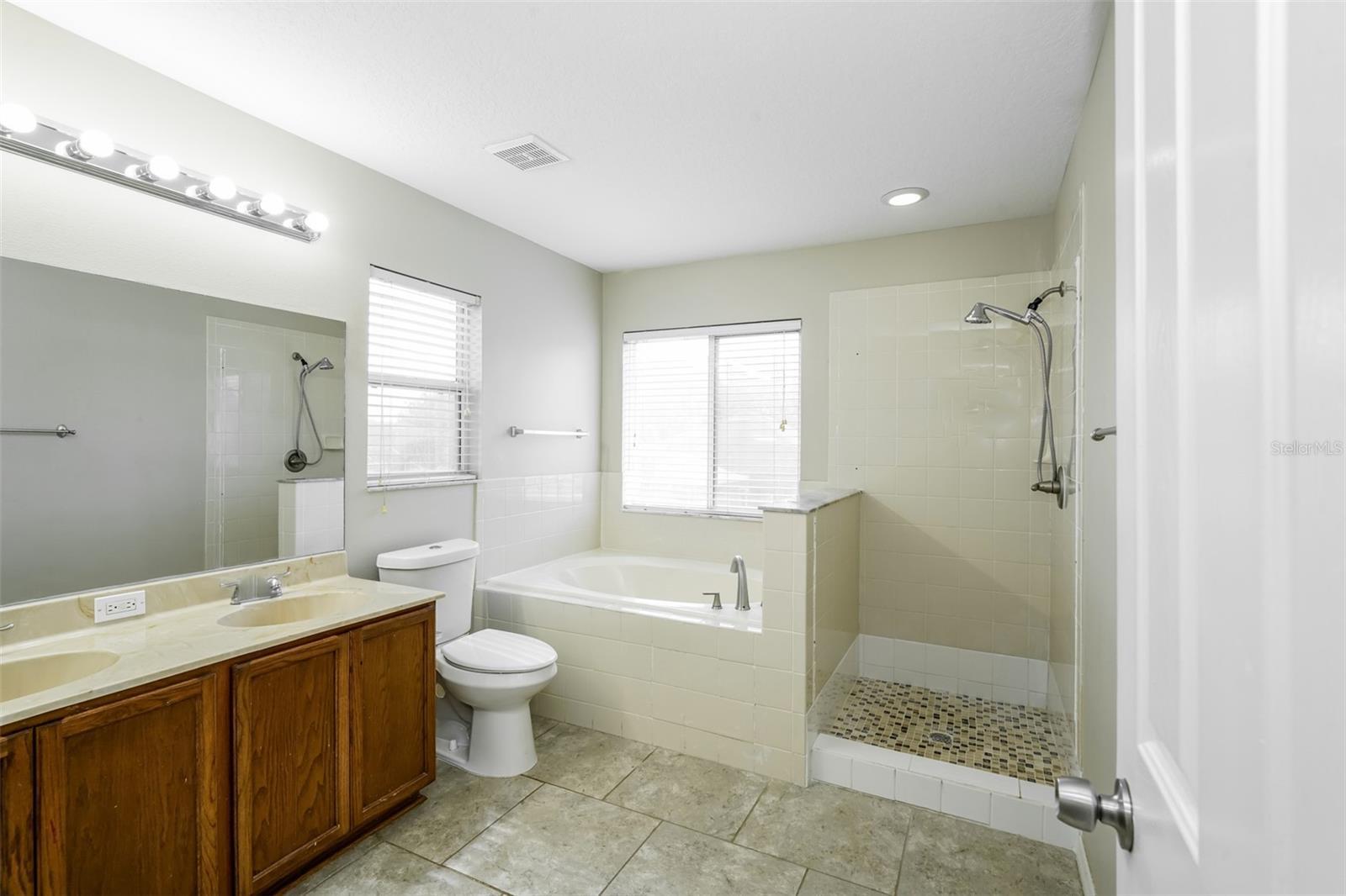 Building Photo - 13509 Blue Sunfish Ct