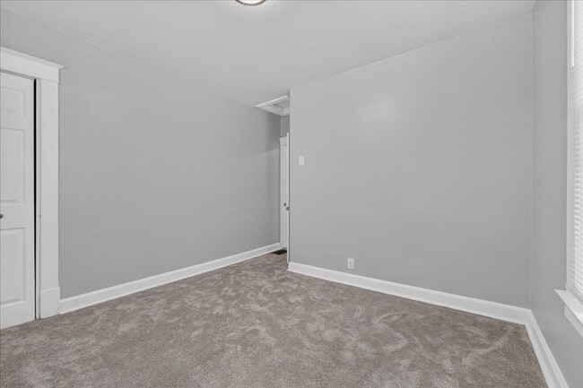 Building Photo - 6737 Plateau Ave