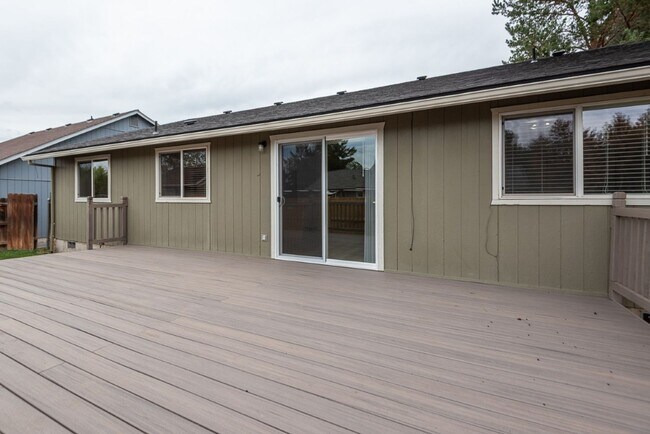 Building Photo - 63251 Gallop Ct