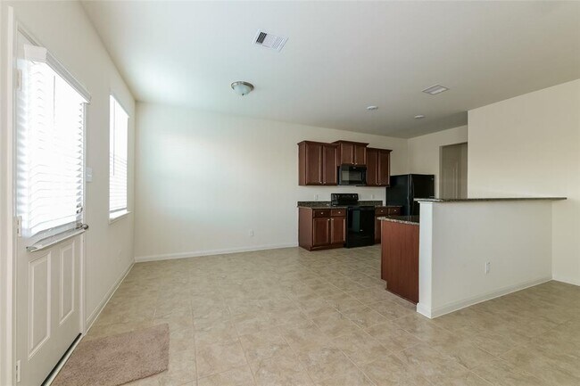 Building Photo - 27053 Leonardo Dr