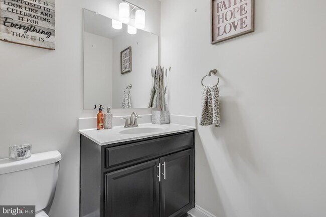 Building Photo - 11411 Tolkien Ave