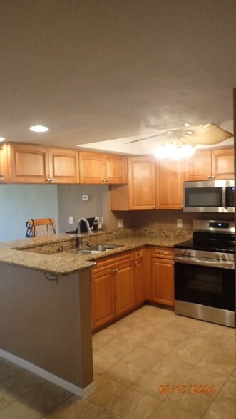 Building Photo - 9614 Tara Cay Ct