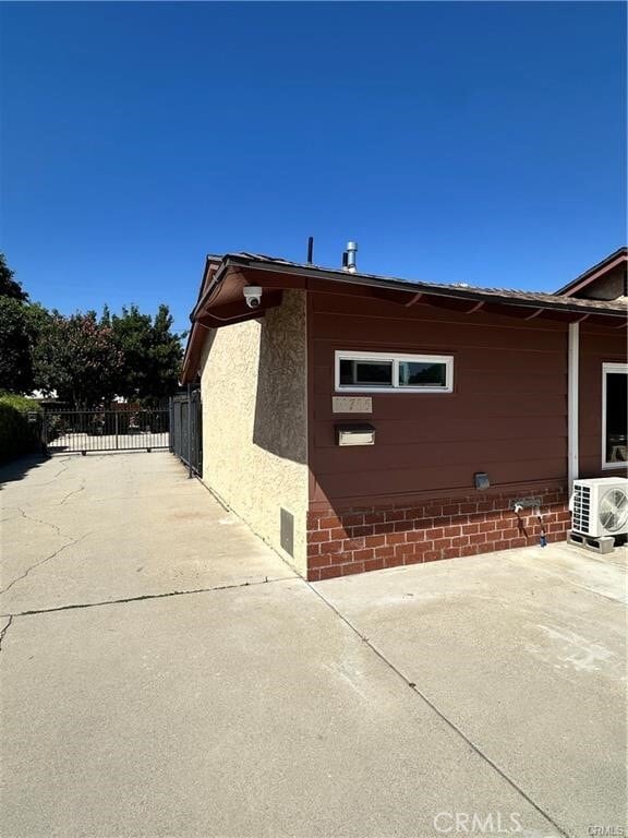 Building Photo - 11713 Killian St