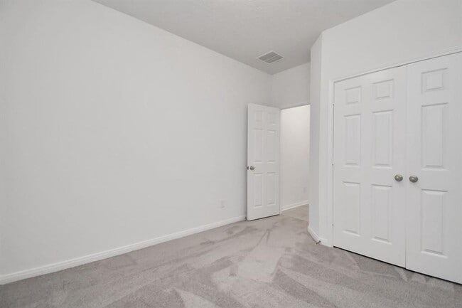 Building Photo - 2030 Domeniko Dr