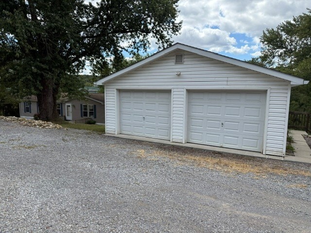 Detached Garage - 1336 Mars Evans City Rd
