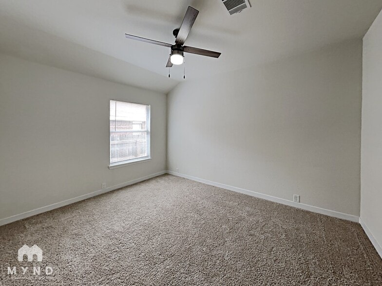 Building Photo - 2212 Kimra Ln