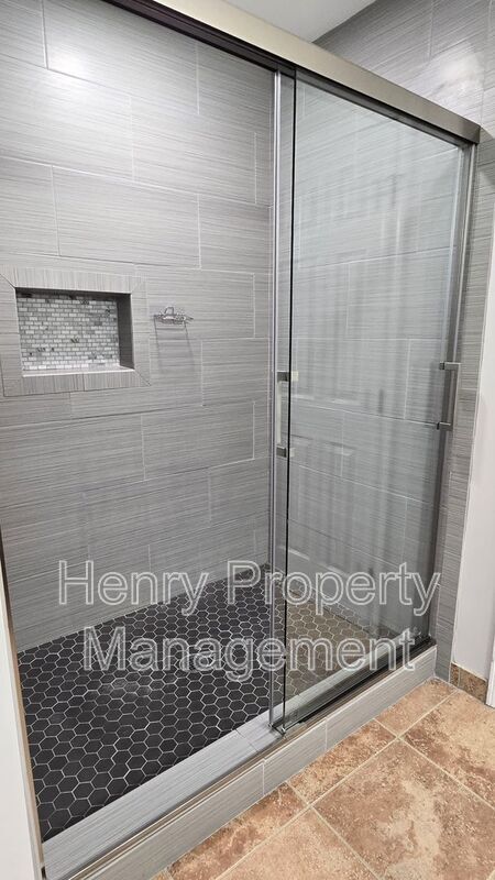 Building Photo - 5108 Mabe Dr