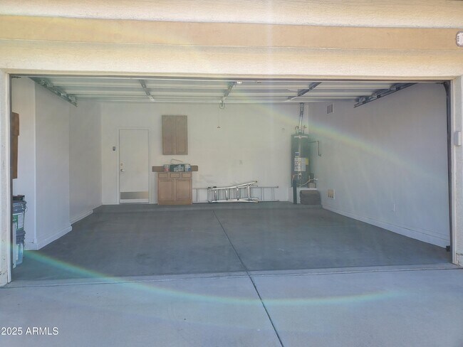 Building Photo - 16343 N 172nd Ave
