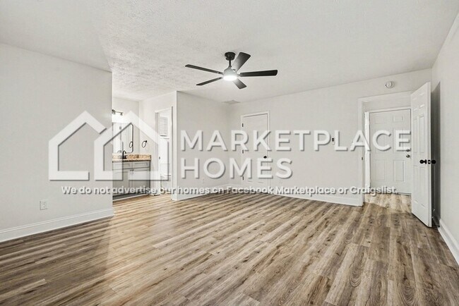 Building Photo - 5033 Mixon Pl