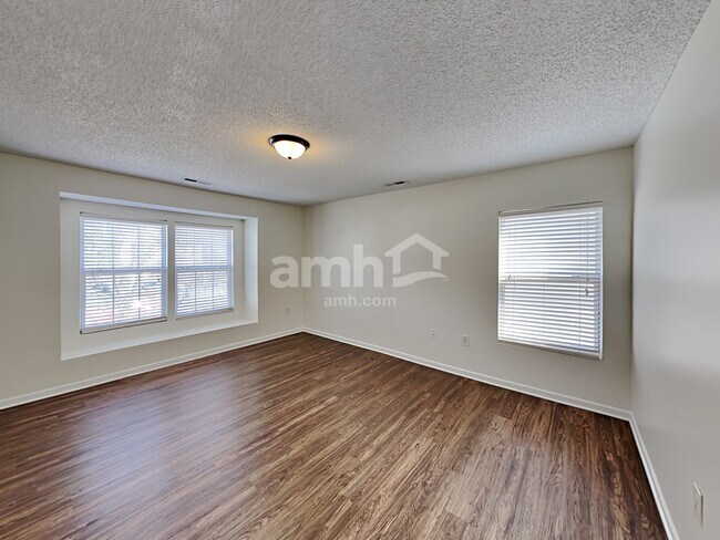 Building Photo - 441 Tribune Dr