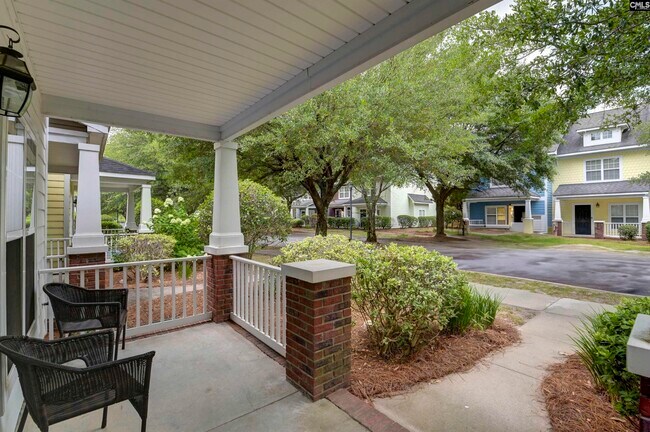 Building Photo - 304 Hampton Forest Drive