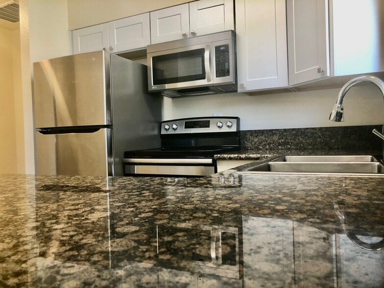 kitchen - 550 Van Wey Cir