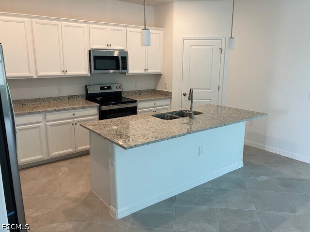 Building Photo - 14651 Portico Blvd