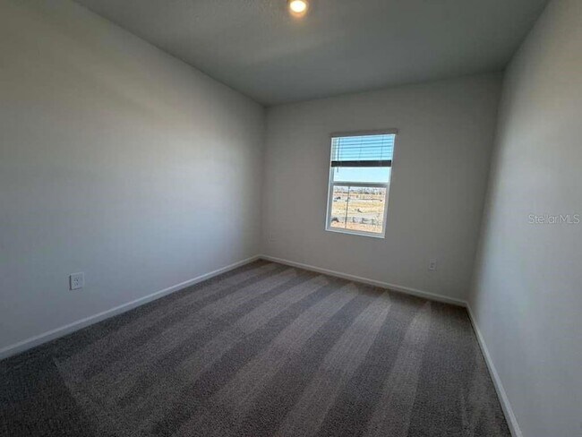 Building Photo - 5195 Loyalty Dr