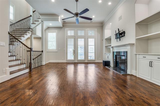 Building Photo - 2110 Helsminster Dr