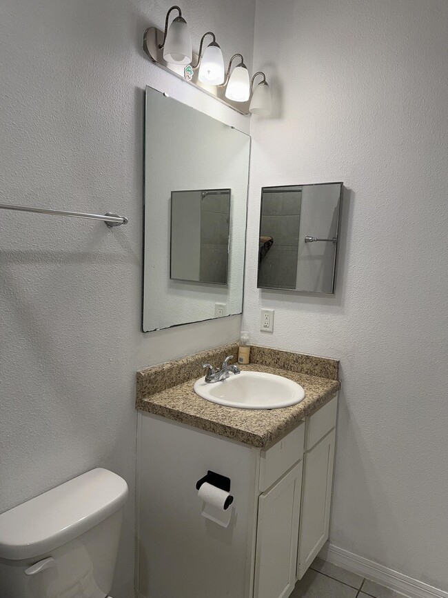 Building Photo - 314 Briarbrook Ln