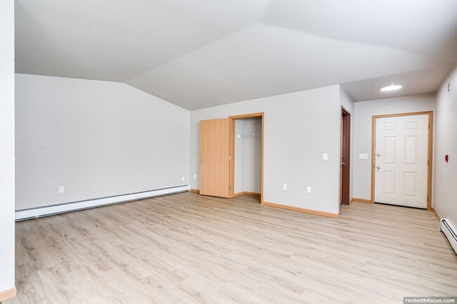 Interior Photo - Lincoln Ridge