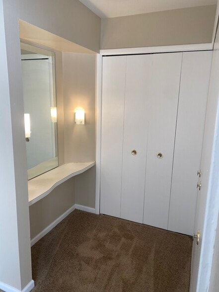 Master Bedroom 3 - 16150 N Park Dr